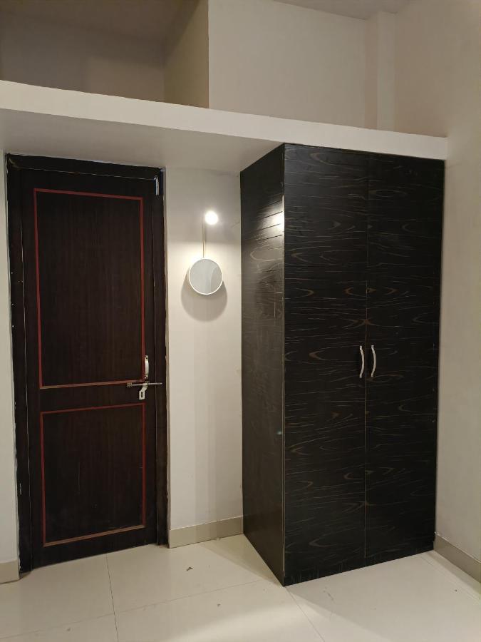 Leela Homestay Jabalpur - Lily - 2 Bhk Luxury Appartment Exterior foto